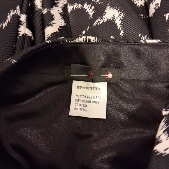 NWT Simon Chang Women’s Spaghetti Strap Stretchy Pleated Lined Midi Dress Size 8 - Picture 11 of 13